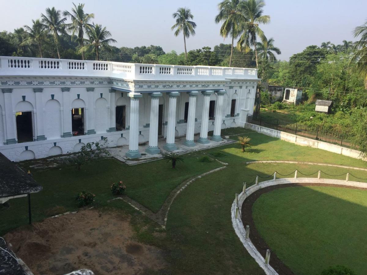 Hotel Cossimbazar Palace Of The Roys Extérieur photo